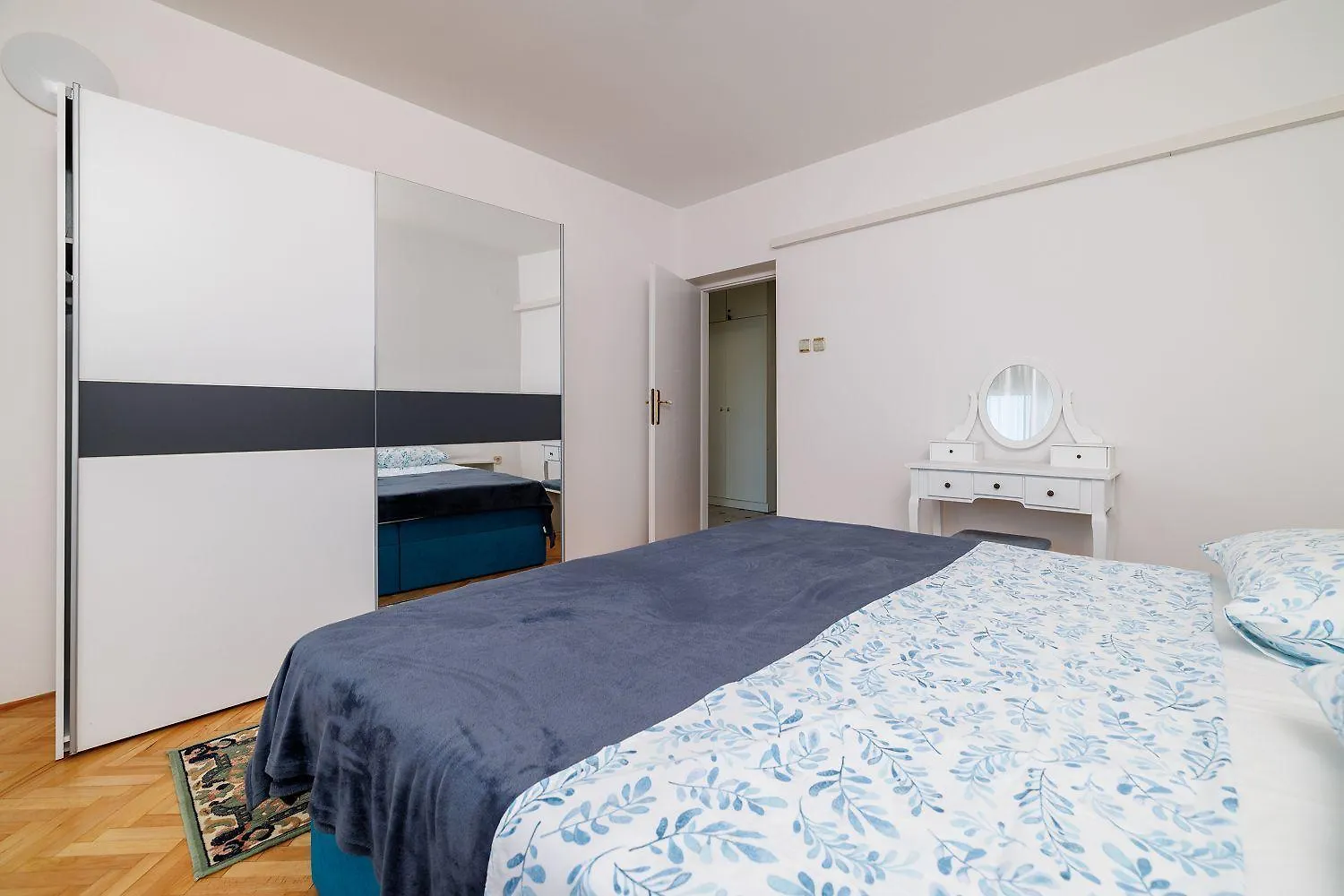 Modernes Apartment Nur 100 Meter Zum Strand Mit Herrlichem Meerblick, Aussendusche, Grill Jadranovo